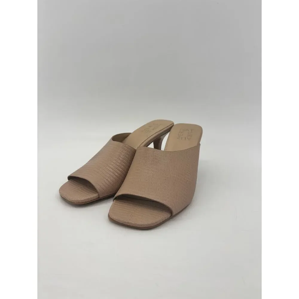 Naturalizer women size